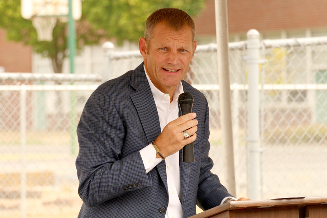 WASA Names 2016 Washington State Superintendent of the Year