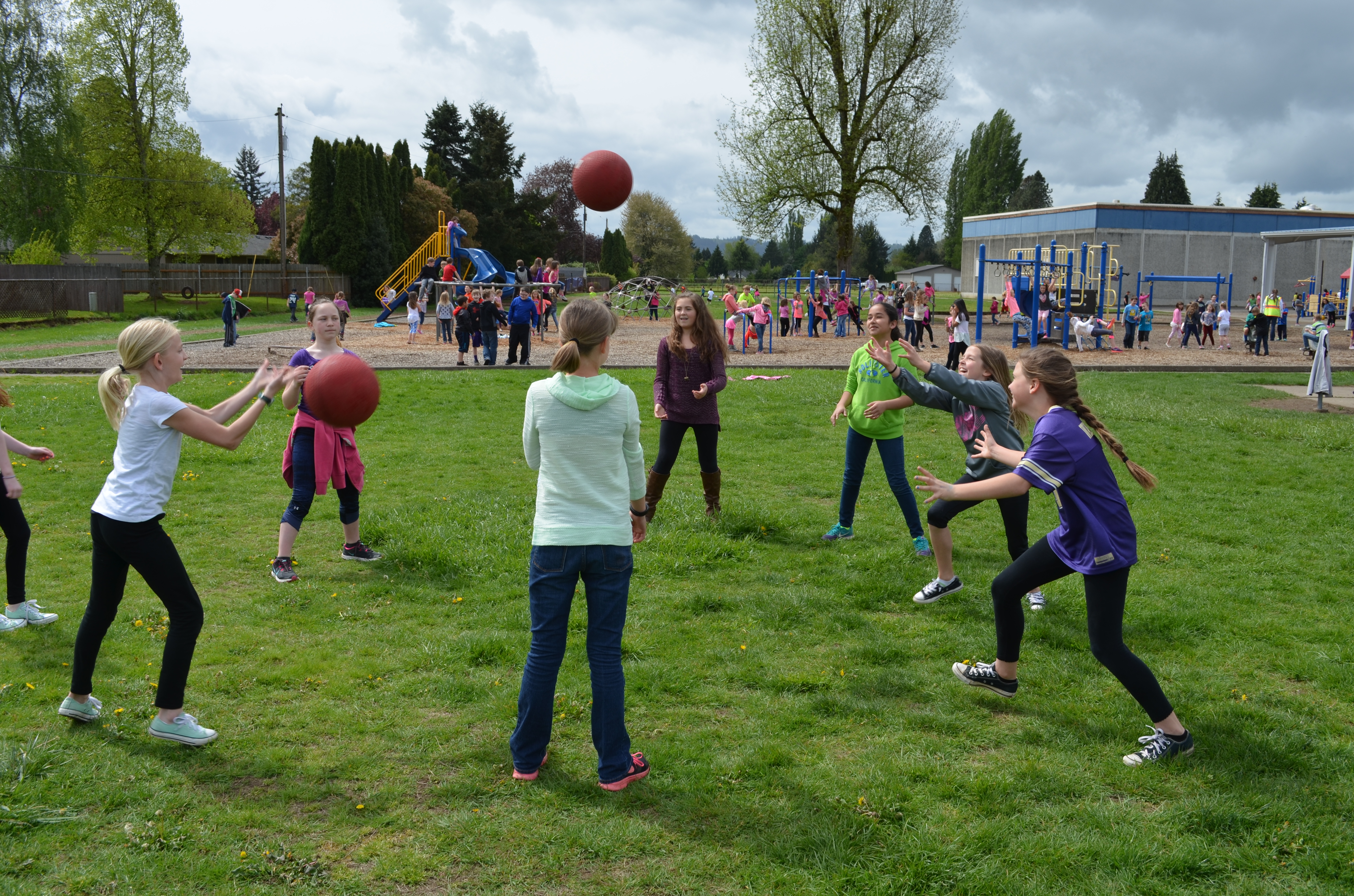 Longview students playing outside