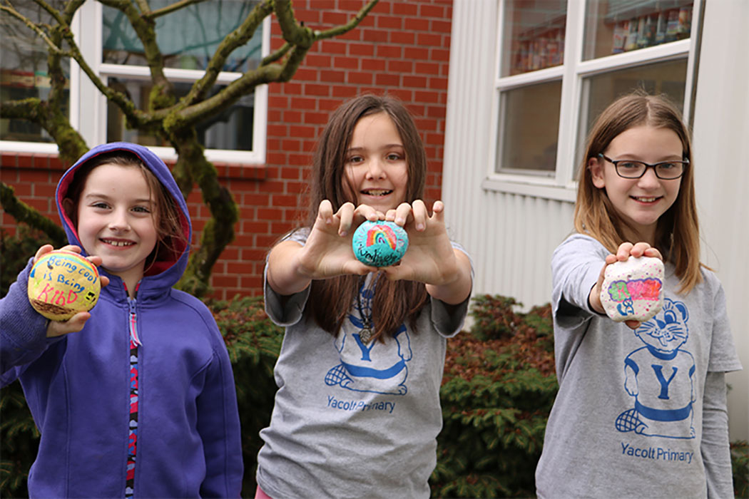 Kindness rocks at Yacolt Primary