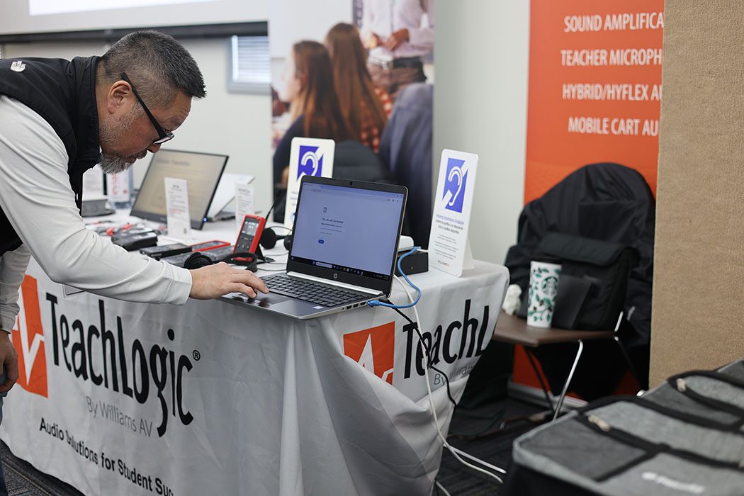 ESD 112 Technology Showcase helps districts navigate a changing tech landscape